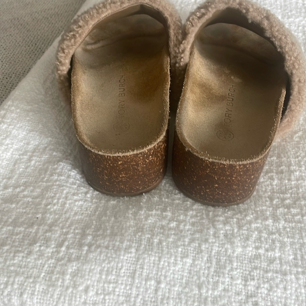 Tory Burch Fuzzy Brown Slide Sandals - Picture 5 of 5